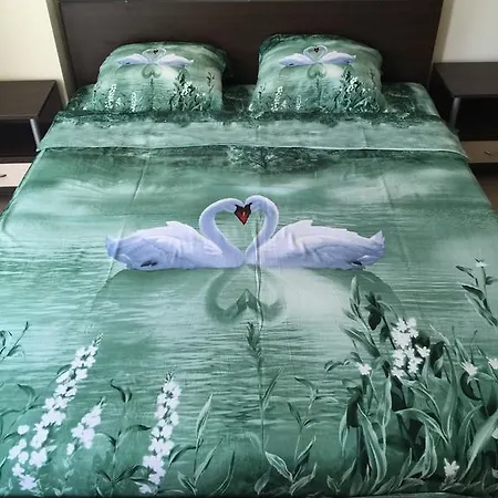 Bratanov In Summer Dreams Apartment *