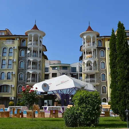 Bratanov In Summer Dreams Apartment